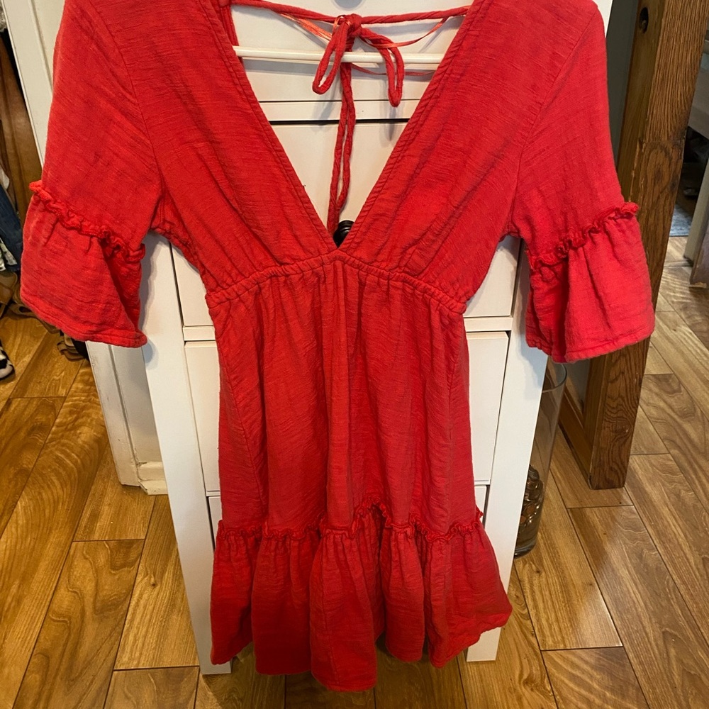 Billabong sincerely Jules Red Ruffle Sleeve Dress